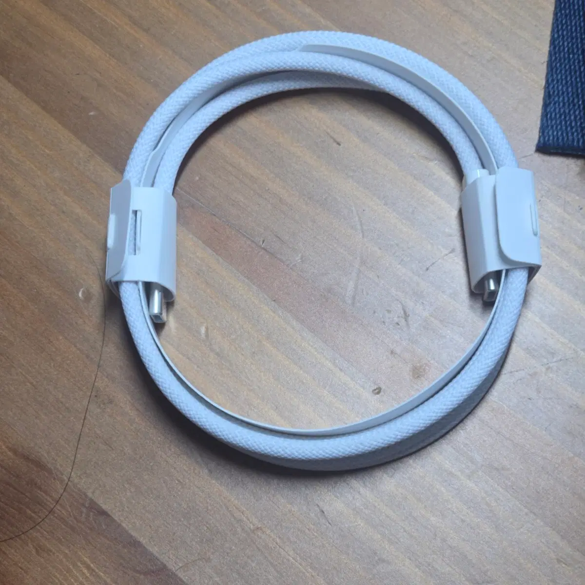 [미사용] 애플 정품 우븐 USB-C 충전 케이블 1m (에어팟/아이폰 호환)