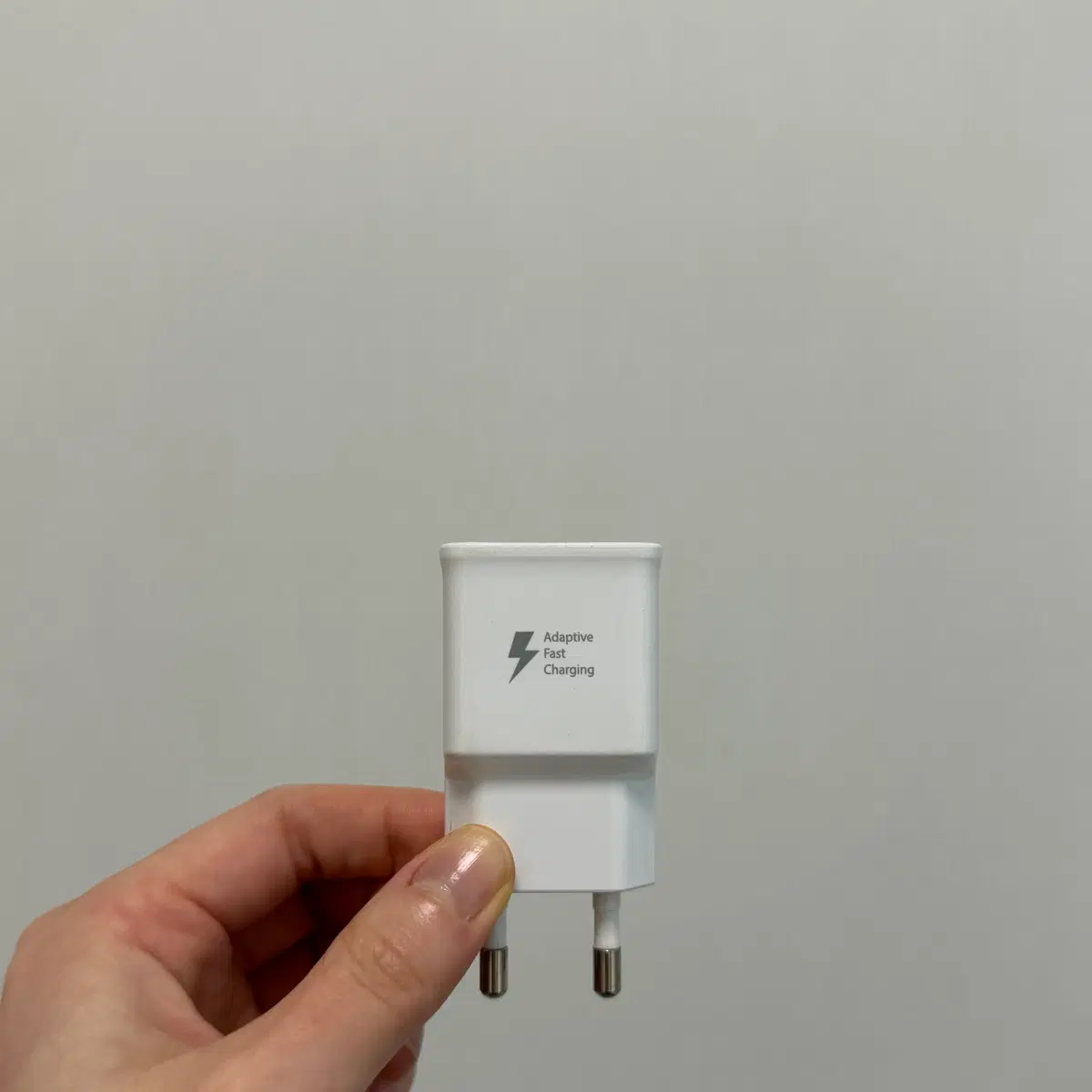 (블랙, 화이트) 삼성 정품 USB 충전기 어뎁터