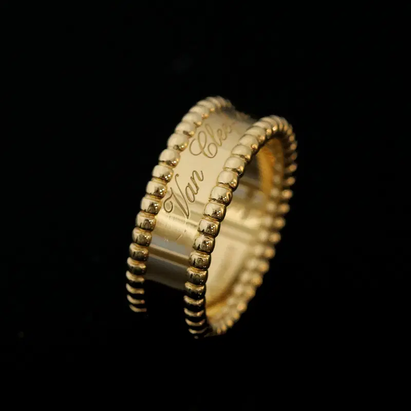 (정품)반클리프앤아펠 VCARO3Y656 빼를리 시그니처링 18K 옐로우골드 56호 7.8mm
