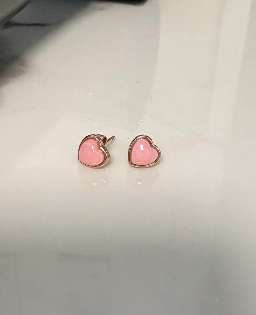 하트 콩크쉘 실버 귀걸이 이어링 새상품 판매
