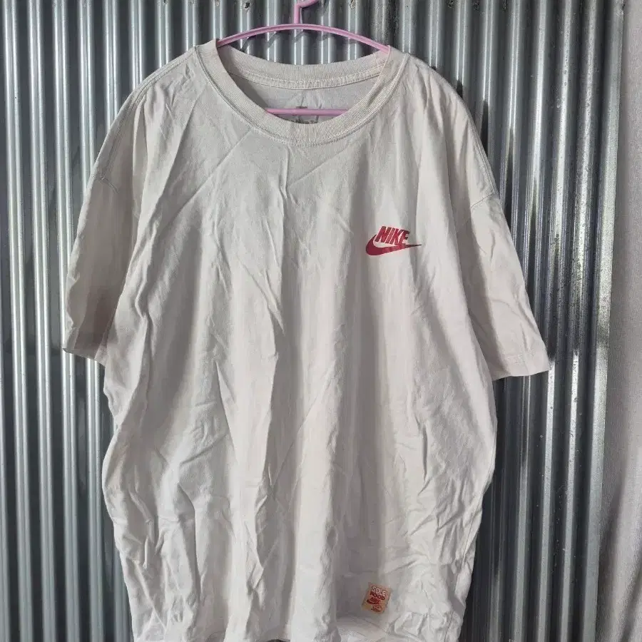 XL 나이키 반팔 티셔츠 화이트
