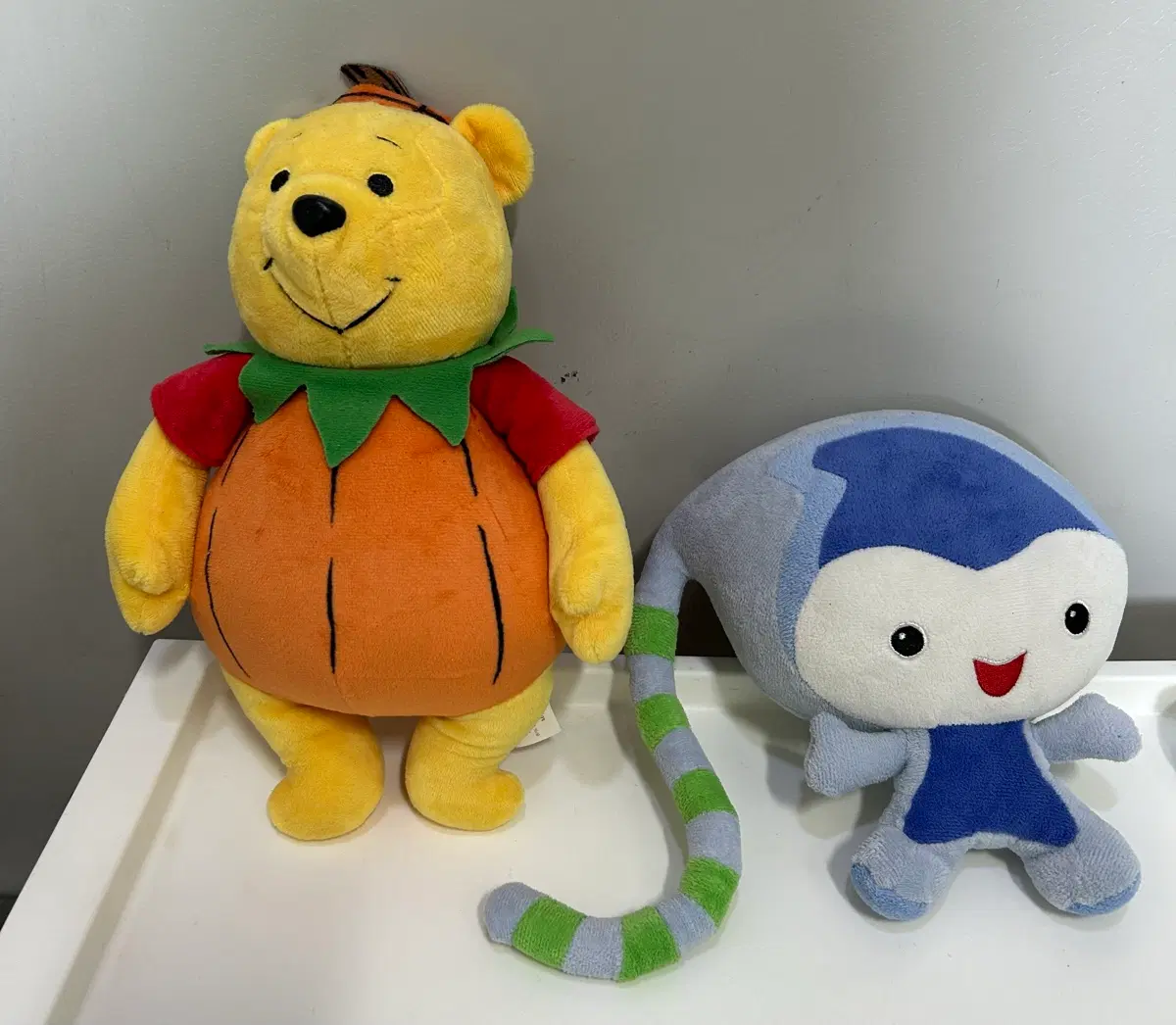곰돌이 푸 호박 코스튬 인형 & 파란색 캐릭터 인형