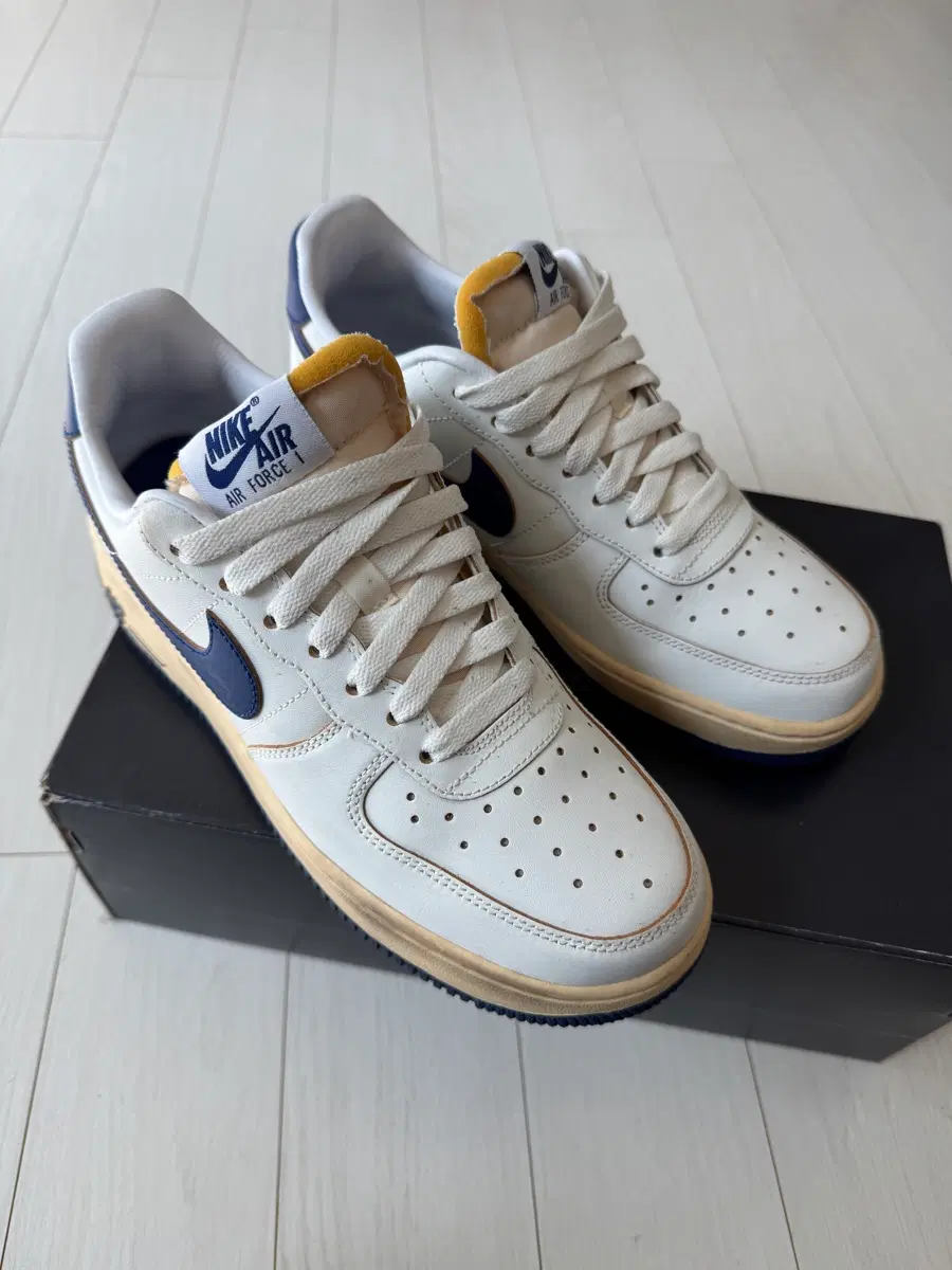 나이키 에어포스1 로우 블루