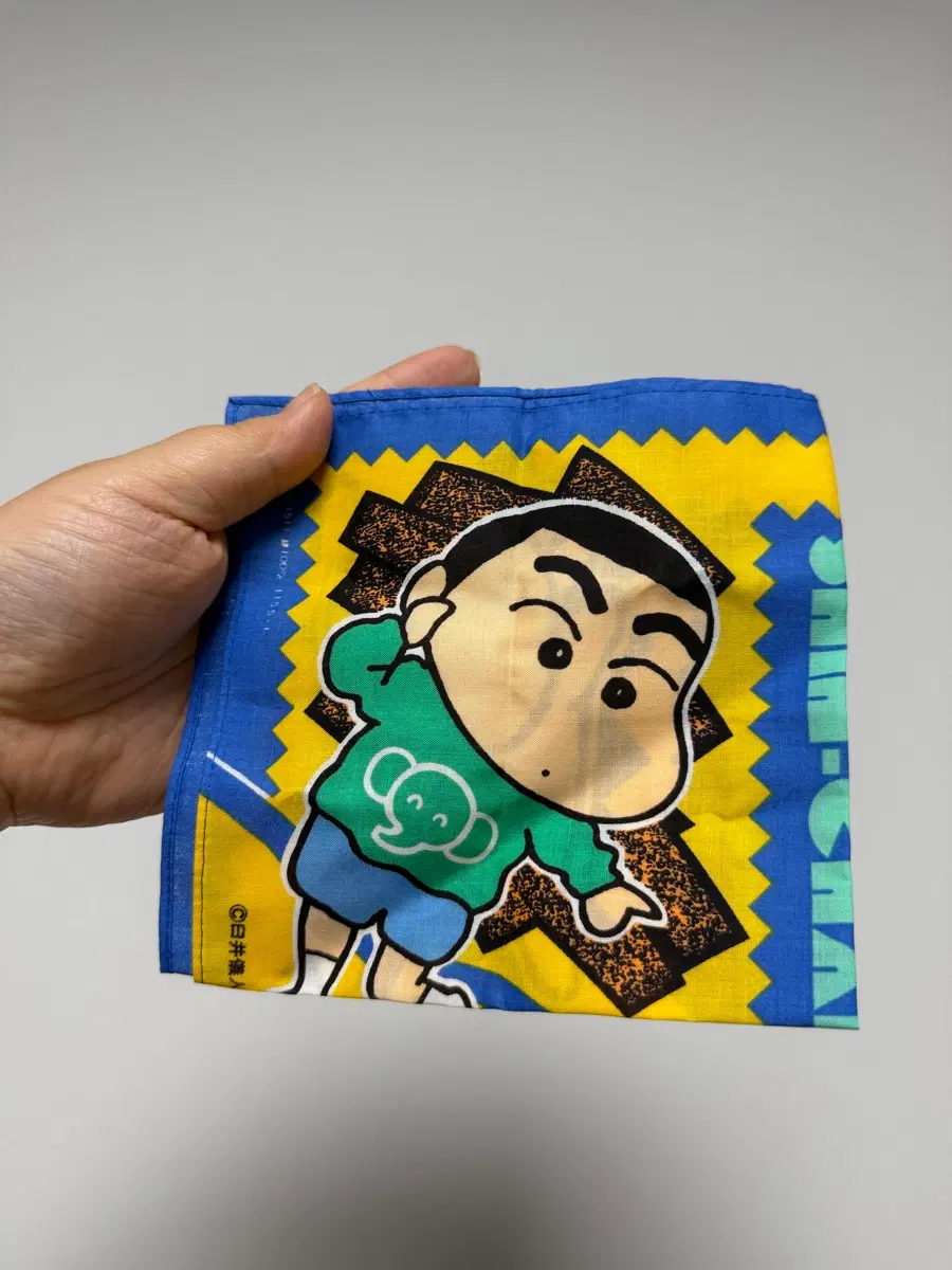 반다이 짱구는 못말려 고전 손수건