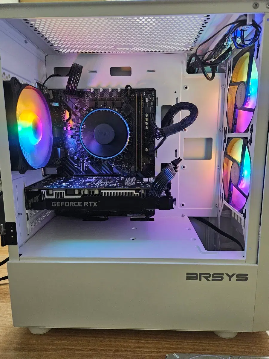 i3 12100 RTX 2060 데스크탑 팝니다