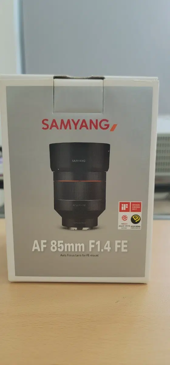 삼양 AF 85mm F1.4 FE 소니 E마운트 풀프레임 / 박풀 / 77mm CPl필터포함