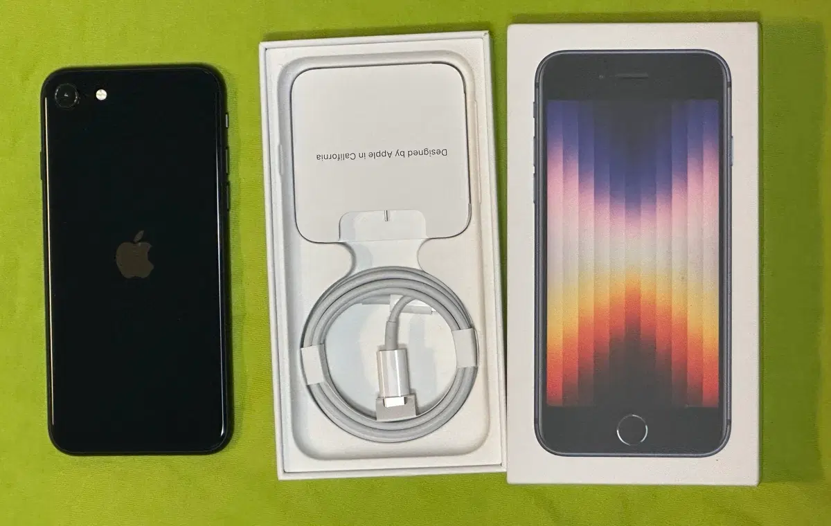아이폰SE3 128gb 새제품급 배터리100