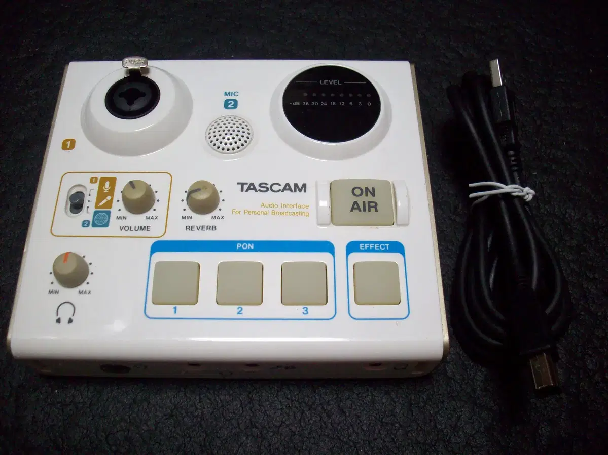 TASCAM 타스캠 US-32 US32 오디오 인터페이스 판매