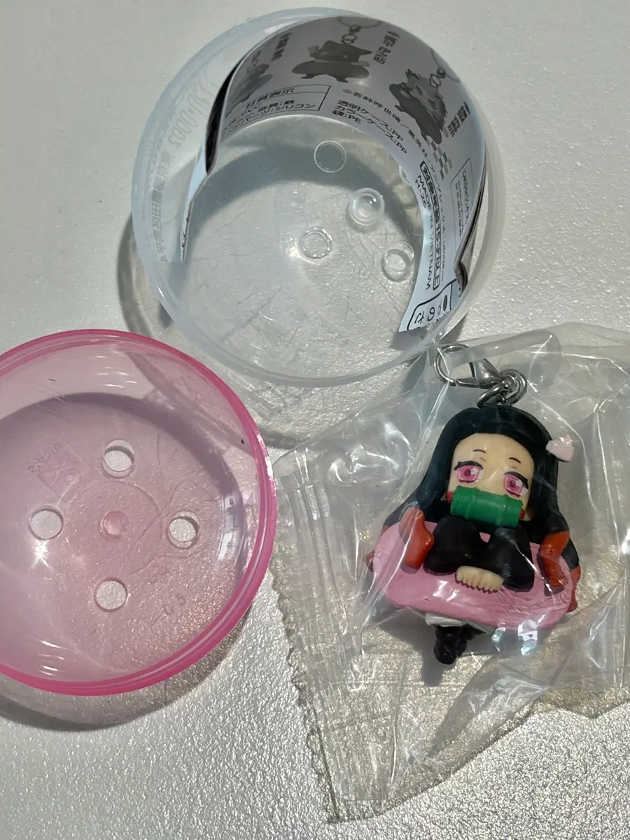 귀멸의칼날 신상 네즈코 반창고메시루지 가챠 새상품팔아요.