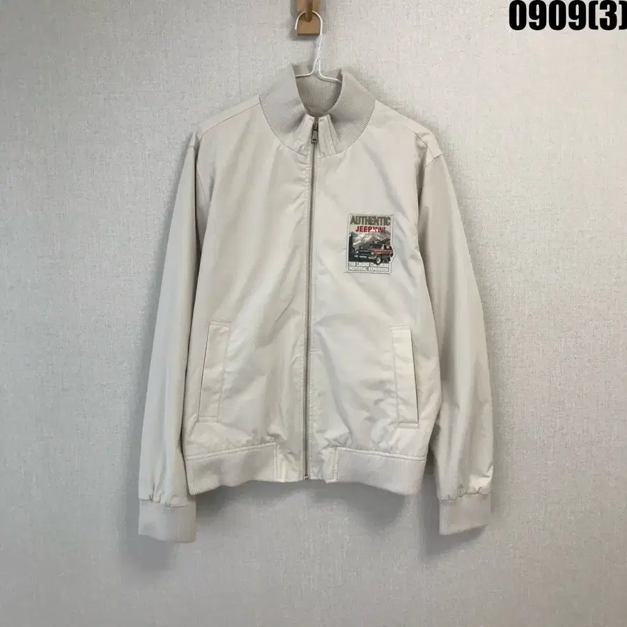 지프 자켓 아이보리 L
