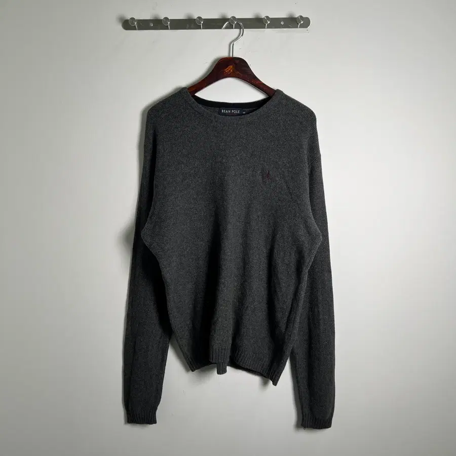 BEANPOLE 빈폴 차콜 그레이 니트 스웨터 105