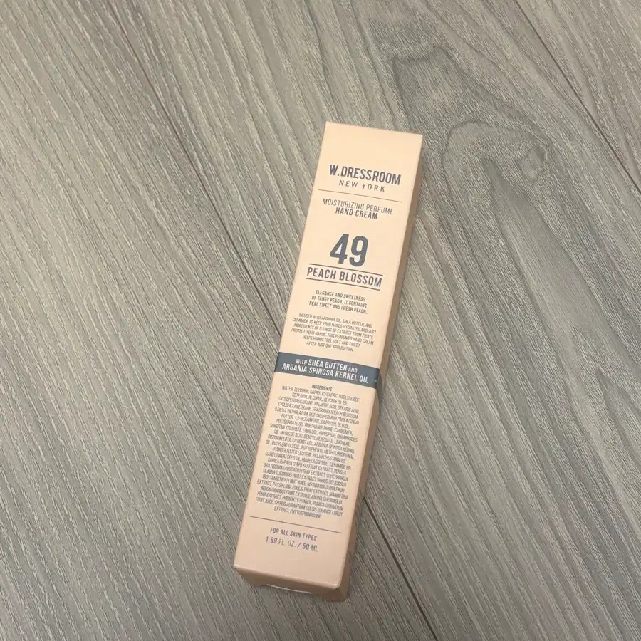 새상품) 더블유드레스룸 49 피치블러썸 핸드크림 50ml