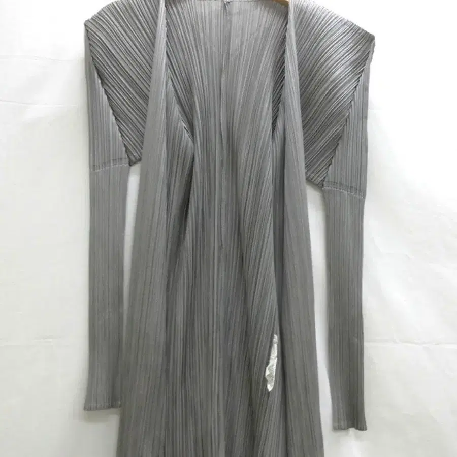 PLEATS PLEASE 플리츠플리즈 가디건  _4사이즈