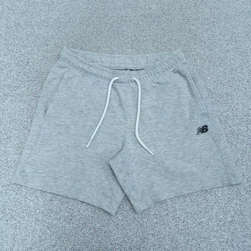 70(S) 뉴발란스 반바지 | 0909B26