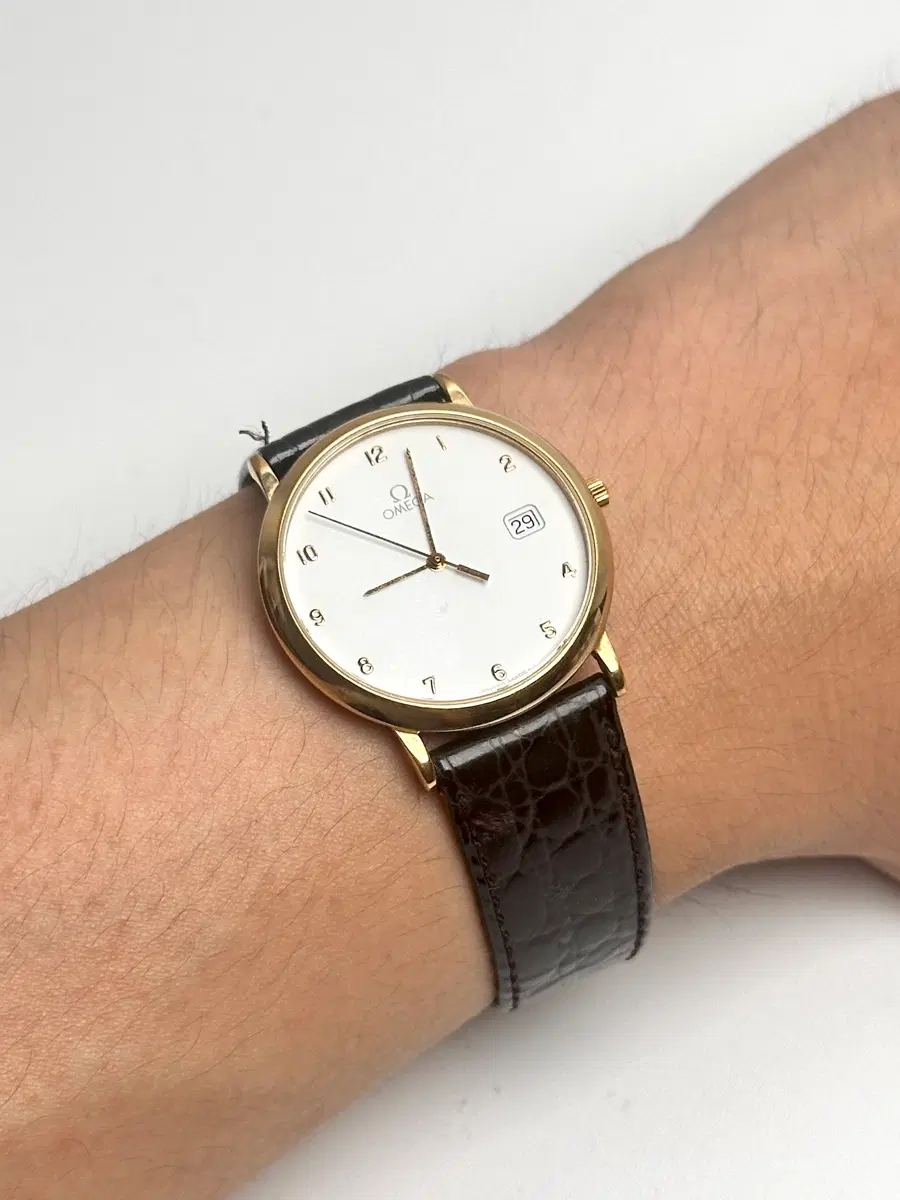 OMEGA DE VILLE QUARTZ DATE 오메가 빈티지 골드 워치