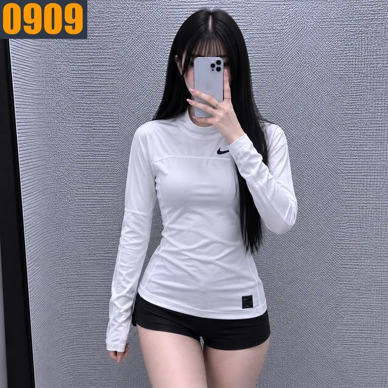 100 Nike 나이키 스우시 화이트 기능성 긴팔 티셔츠