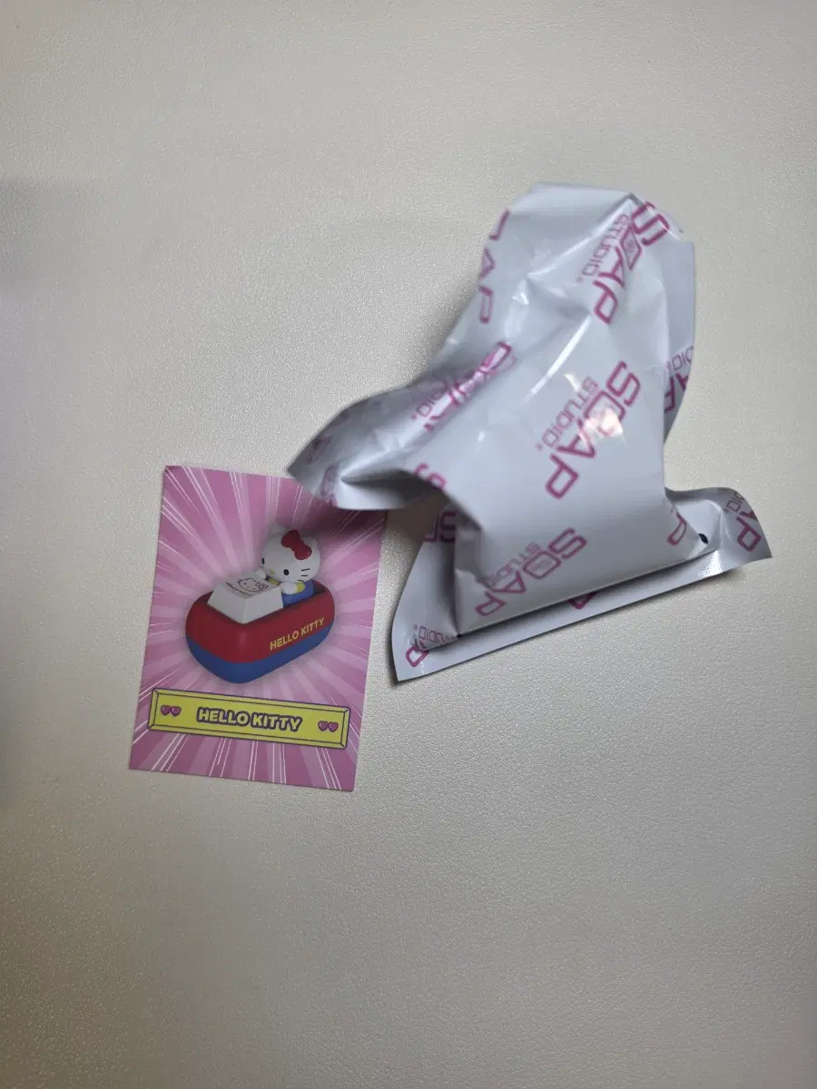 타이니빌 산리오 키캡 키링 키티 팔아요