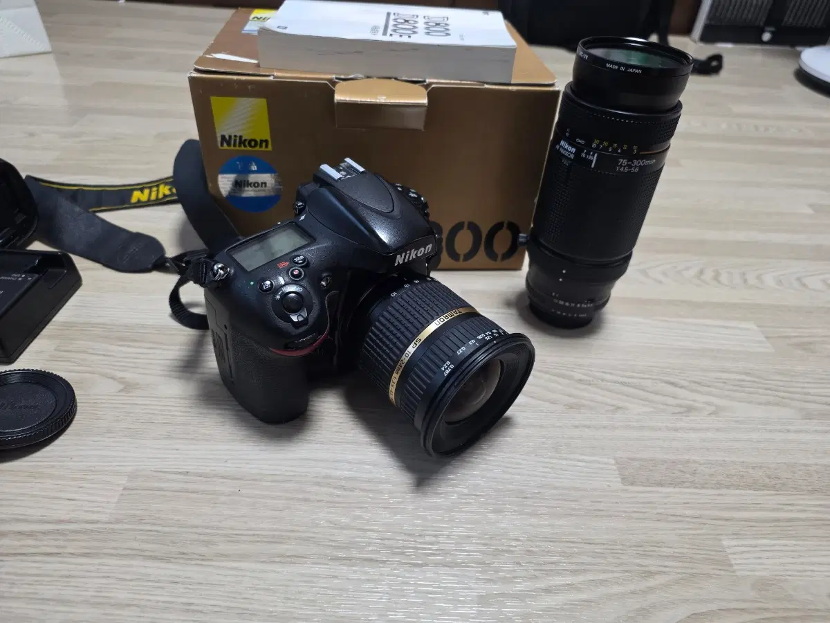 니콘 D800 풀프레임 카메라 + 탐론 렌즈10-24+니콘75-300mm렌즈