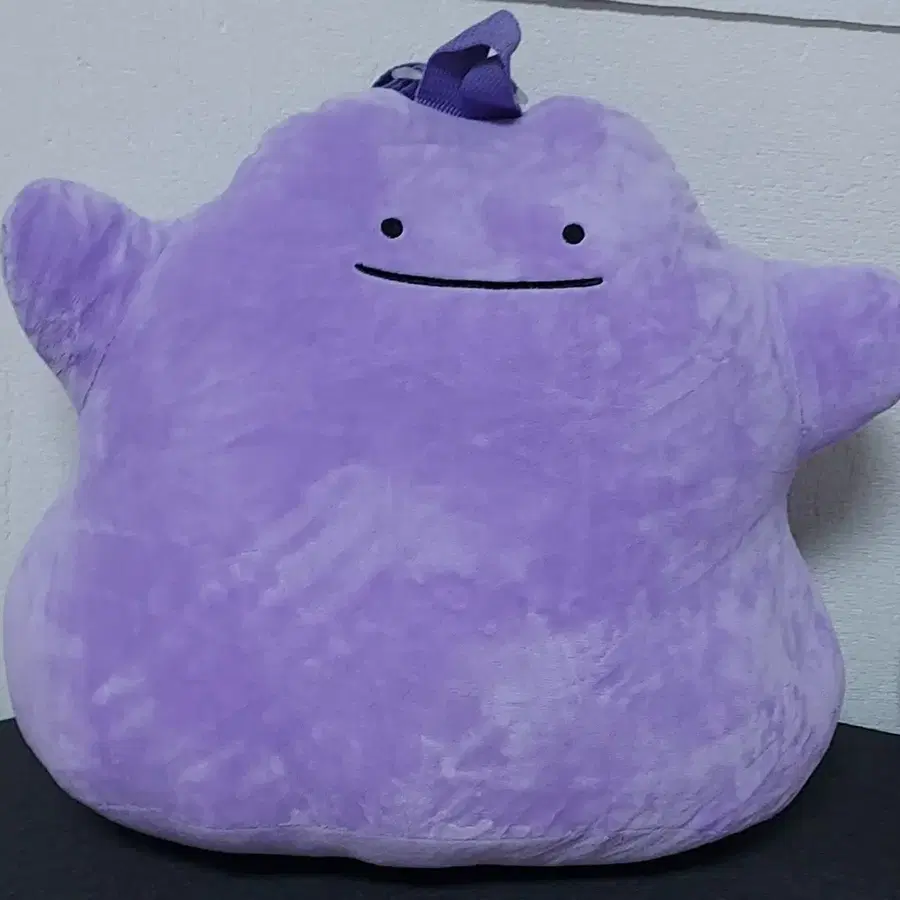 메타몽 백팩
