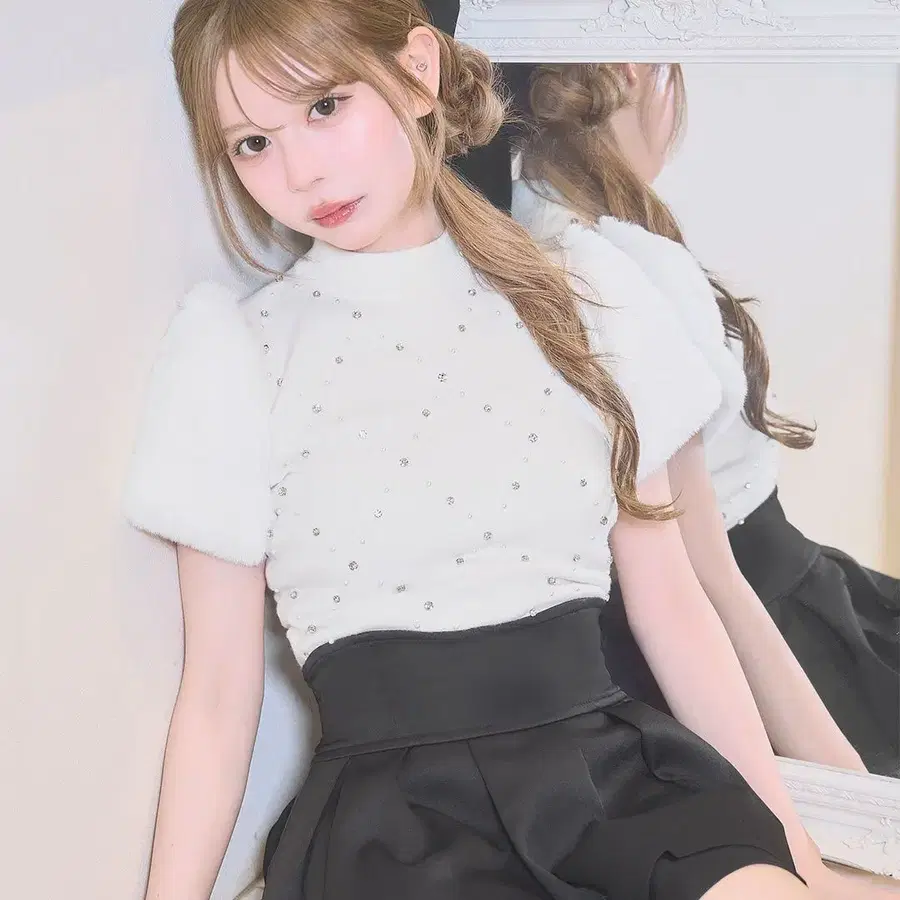 미셸마카롱 비쥬 퀄팅 퍼 반팔 니트