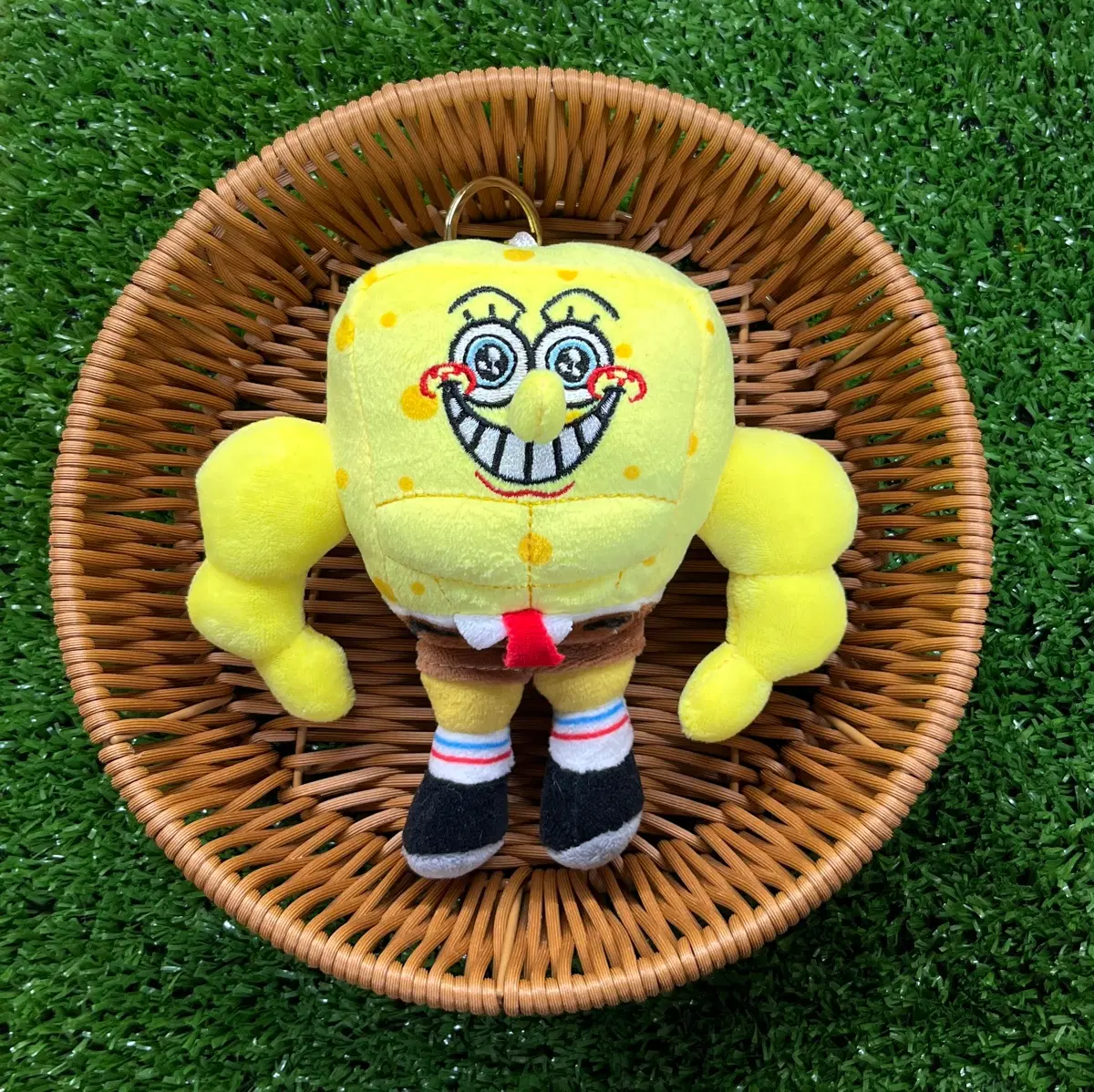 스펀지밥 근육 인형 키링