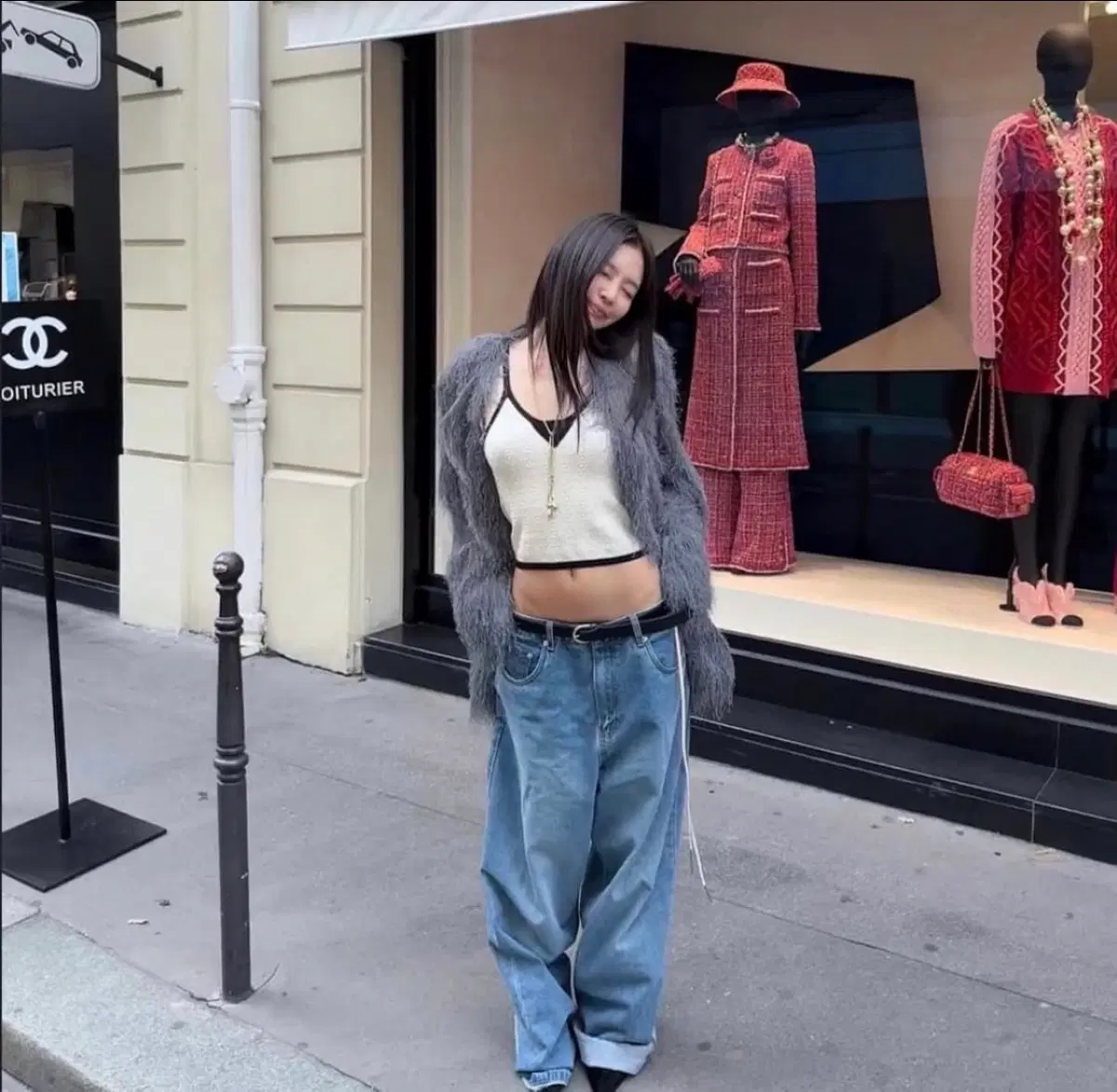 Jennie wore (W) ERA denim pants M