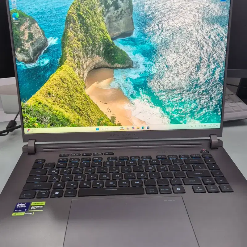 ASUS ROG STRIX G16 하이엔드 게이밍 노트북 (275HX / RTX 5080 / 32GB)