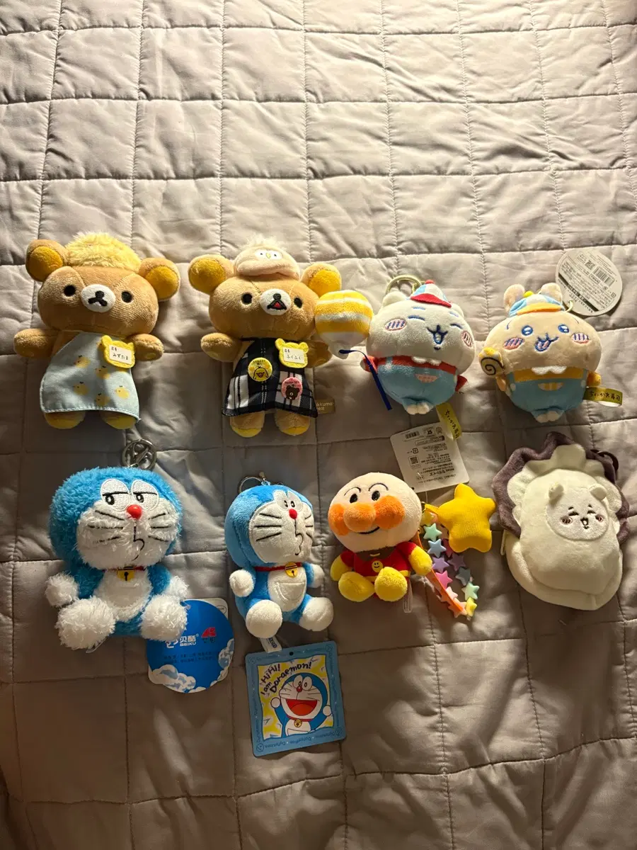 리락쿠마 도라에몽 호빵맨 먼작귀 인형