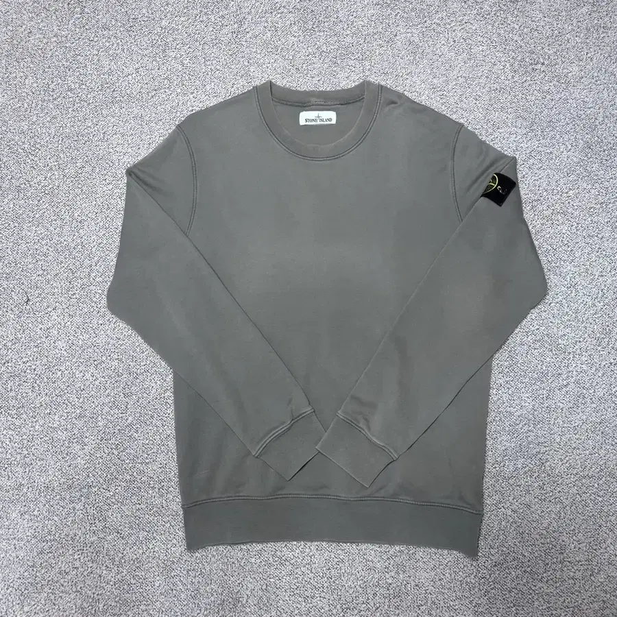 [ XL size ] 스톤아일랜드 맨투맨