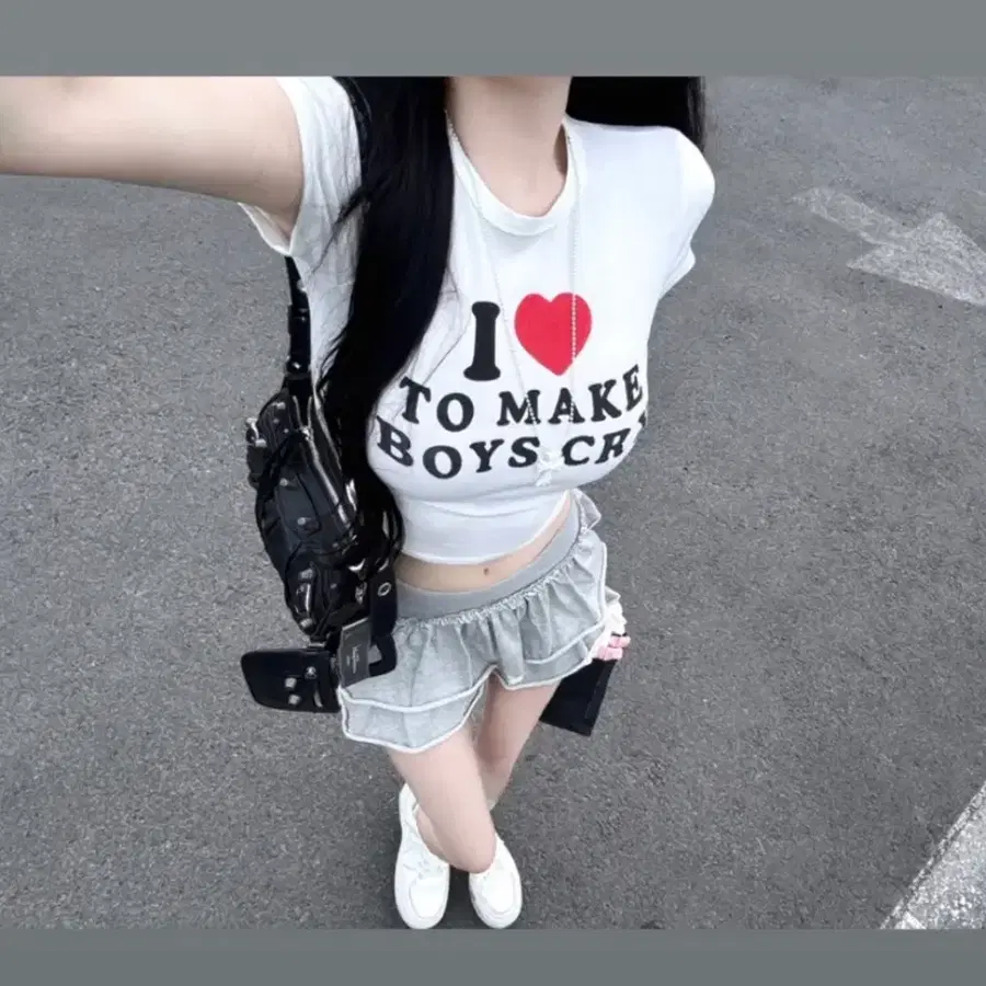 글램니 하트 레터링 크롭티 화이트color