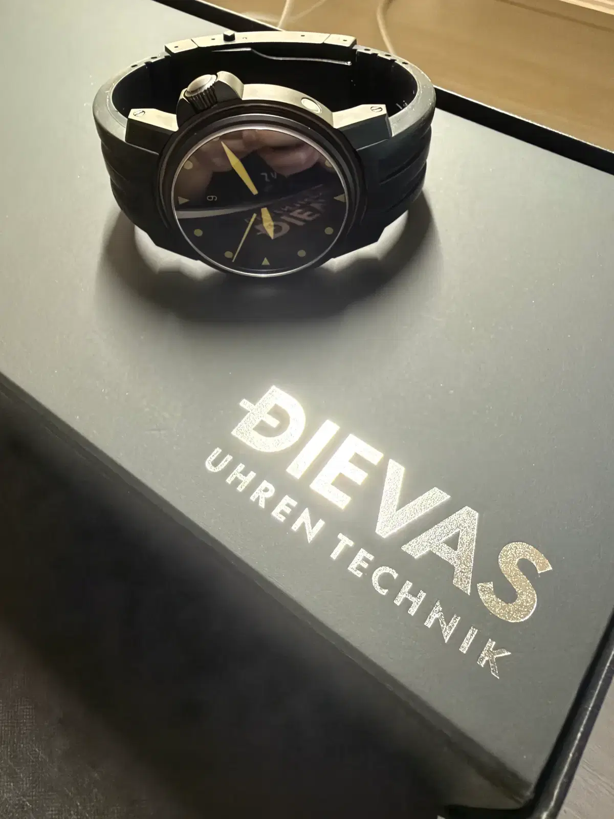 Dievas shadow 500m 독일 다이버워치 ETA2824