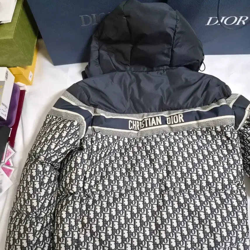 디올 오블리크 푸파패딩 디올패딩 사진 3