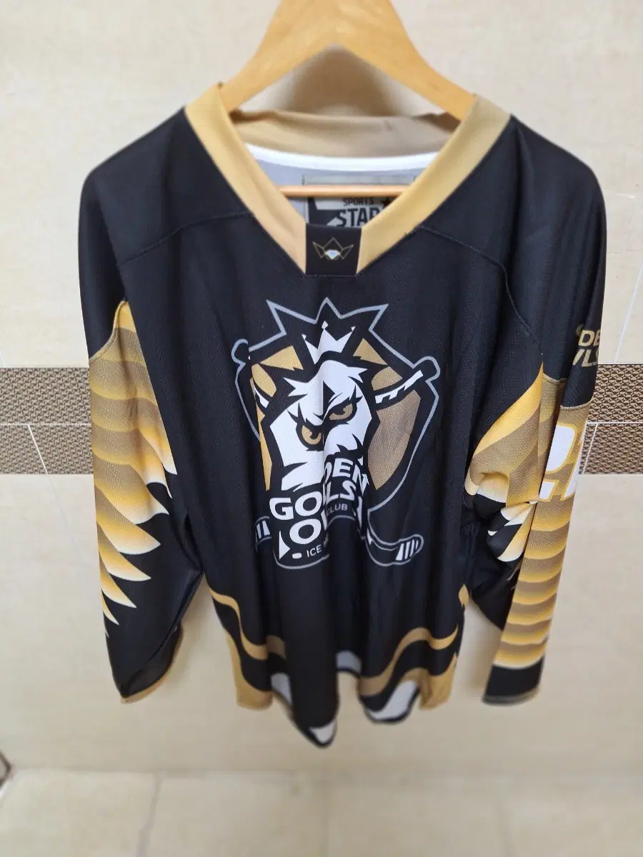 # GOLDEN OWLS 유니폼(XL)
