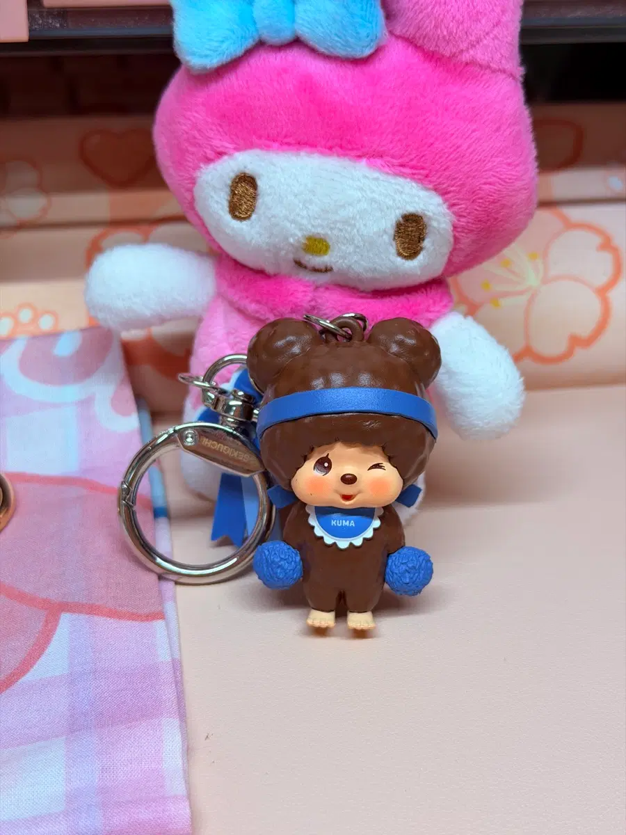 몬치치 해피 컬러 랜덤 피규어 키링 (쿠마)