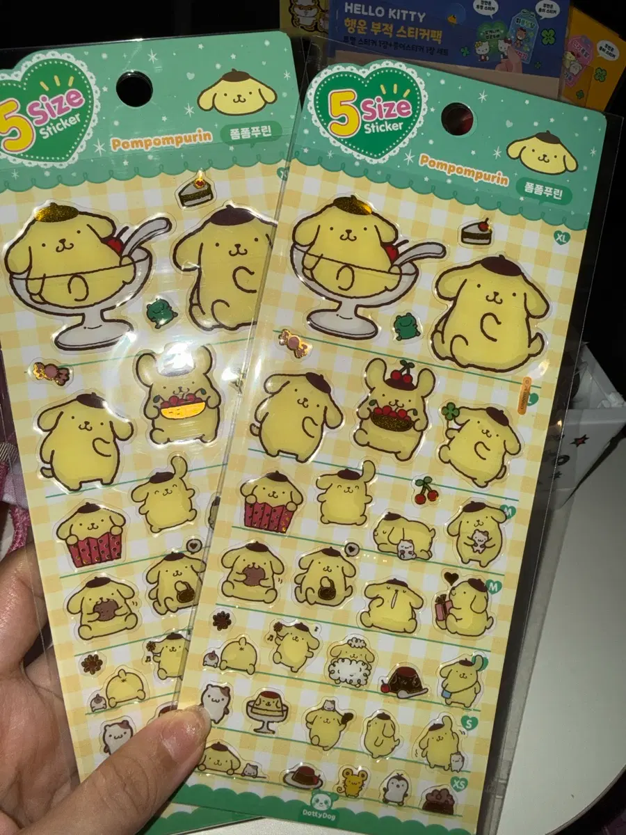 폼폼푸린 스티커