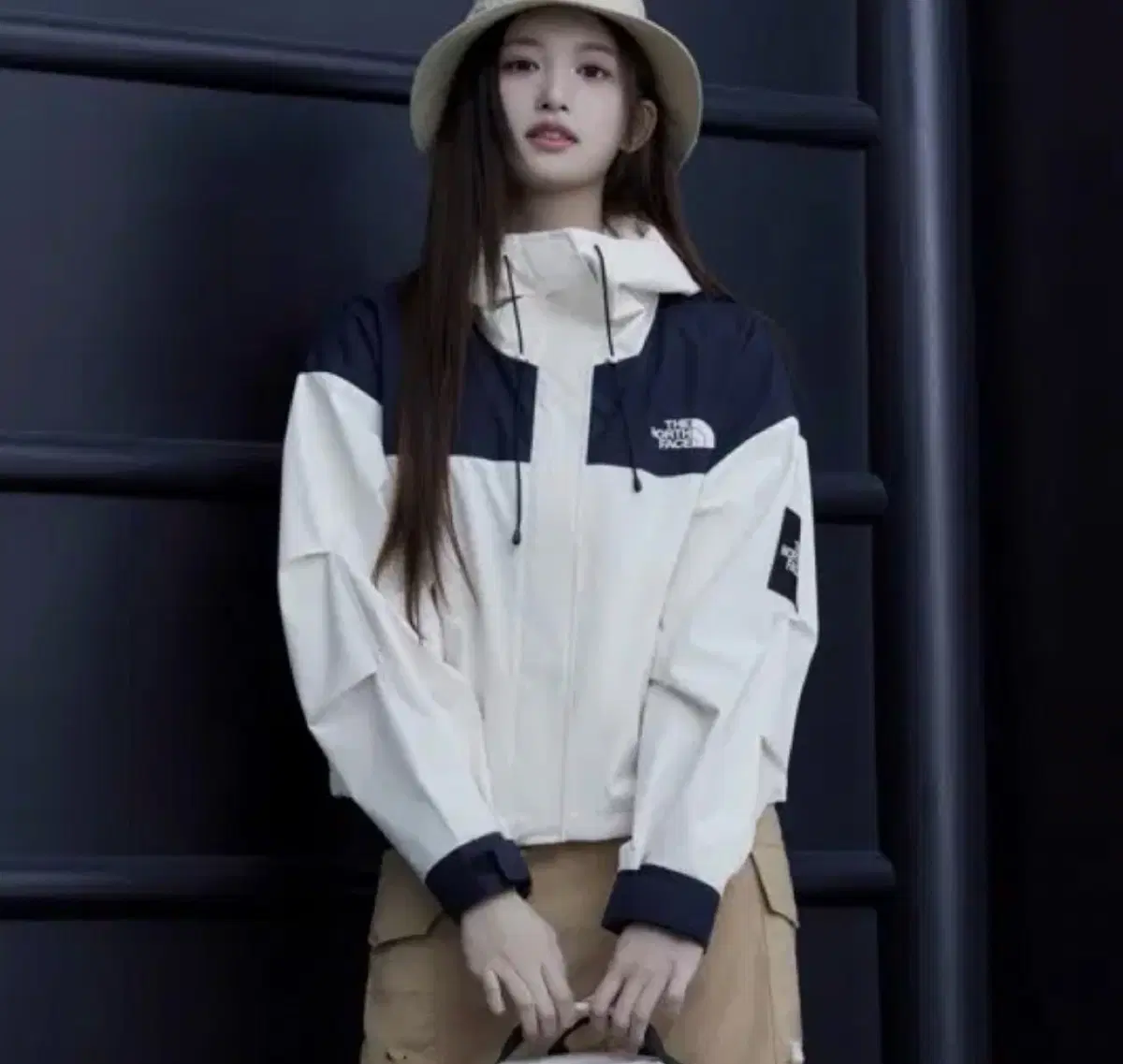 노스페이스 여성 바람막이 크롭 후드 집업 자켓 화이트라벨 베이든 NJ2H