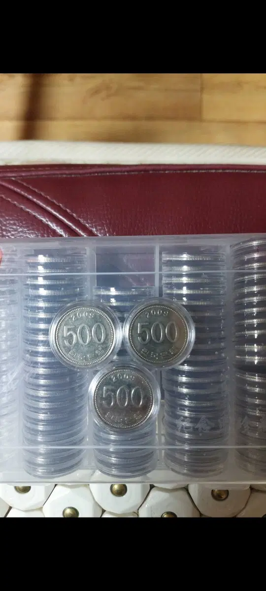 2009년 500원 동전(77개)