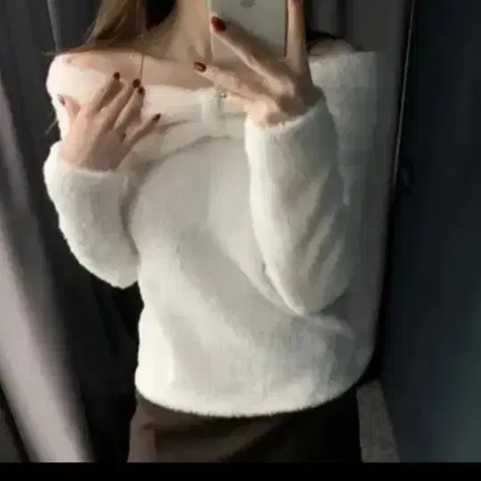 메리온 마이멜 오프숄더 니트