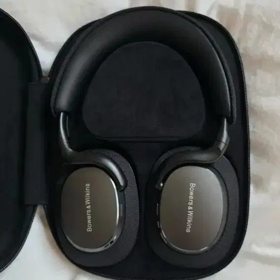 Bowers&Wilkins 바스앤윌킨스 px7 s3