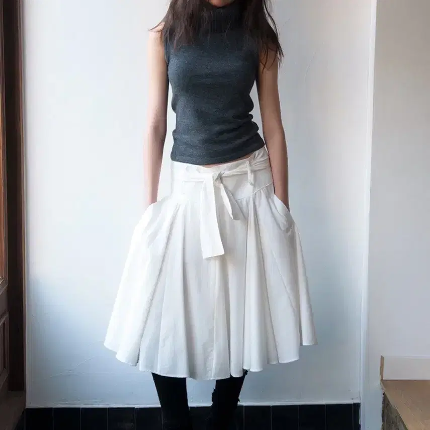 스무드무드 Ninetta Skirt Ivory