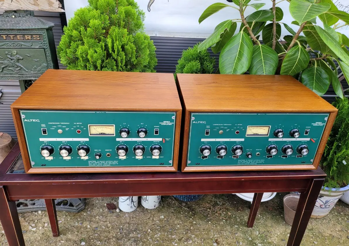 *알텍 ALTEC 1608A 파워드믹서 2대