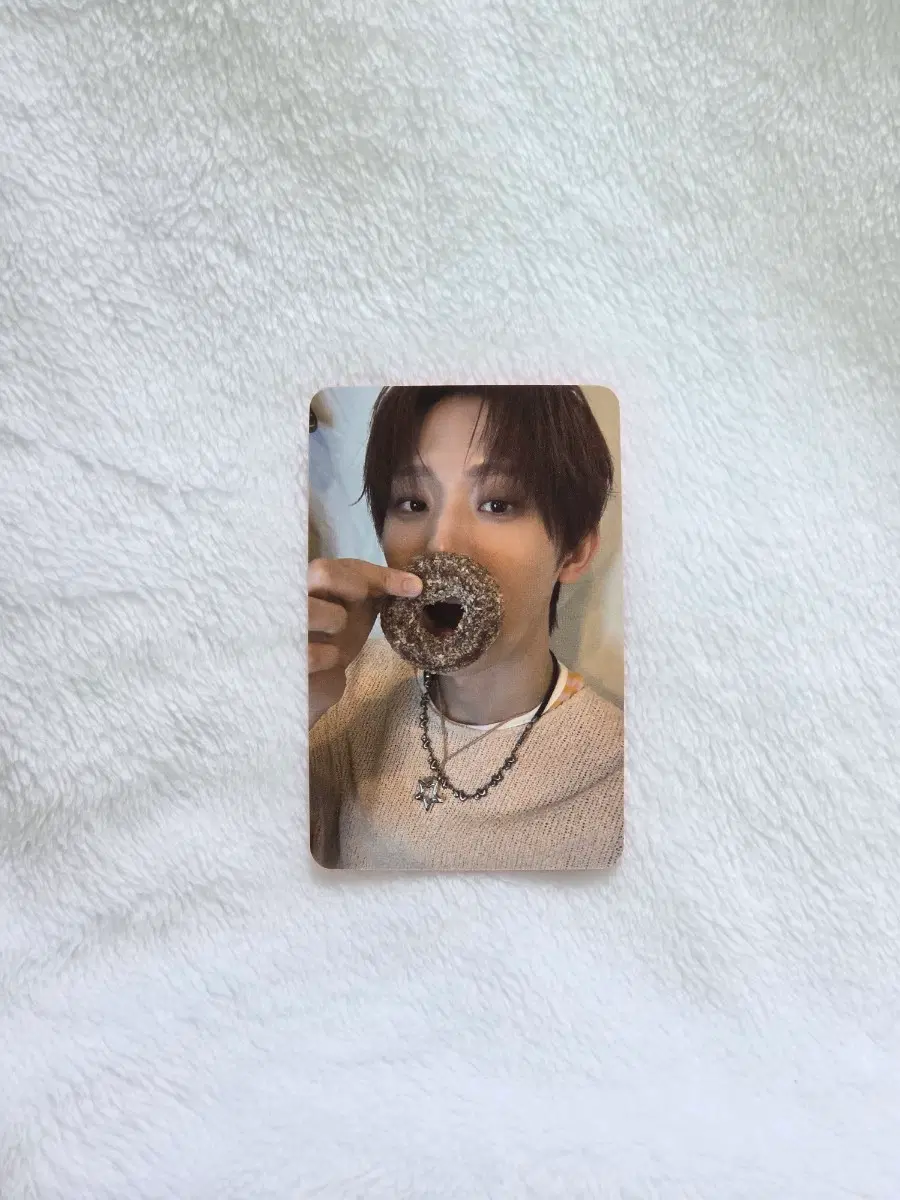 하츠웨이브 윤영준 공방 포카