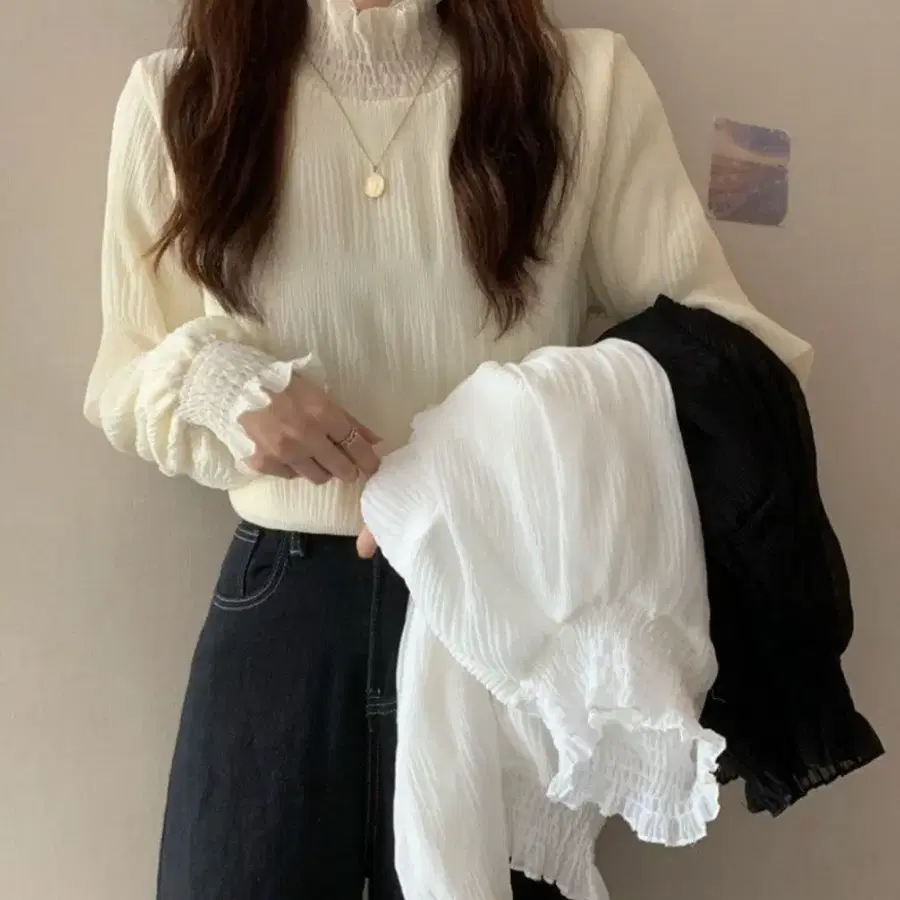주름 하이넥 블라우스 아이보리/블랙