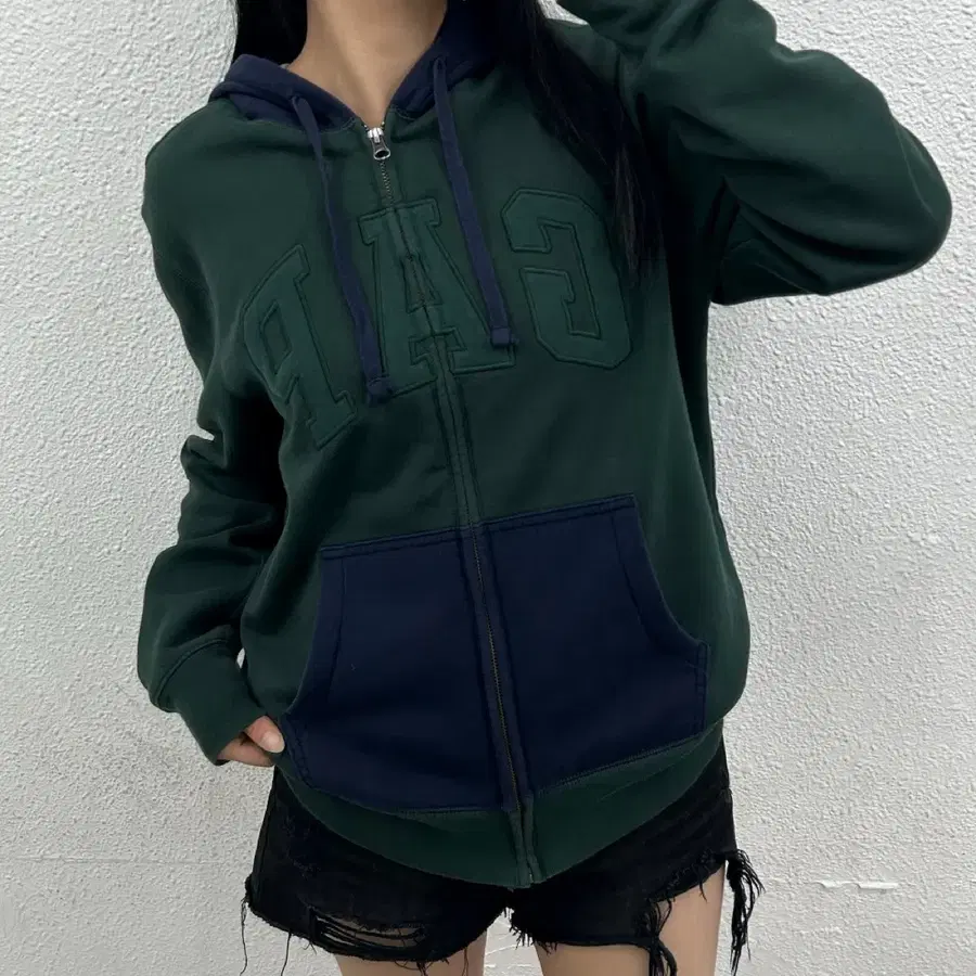 갭 센터로고 블루배색 그린 후드집업 S