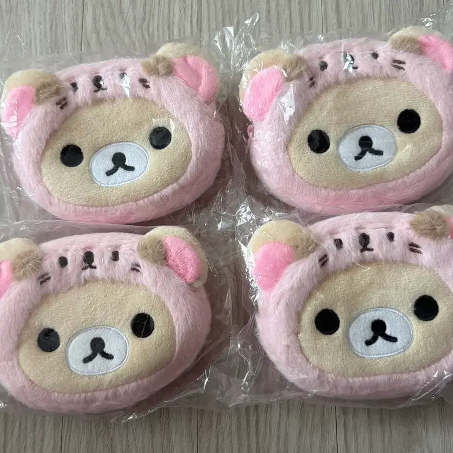 코리락쿠마 다라랏코 파우치 키링
