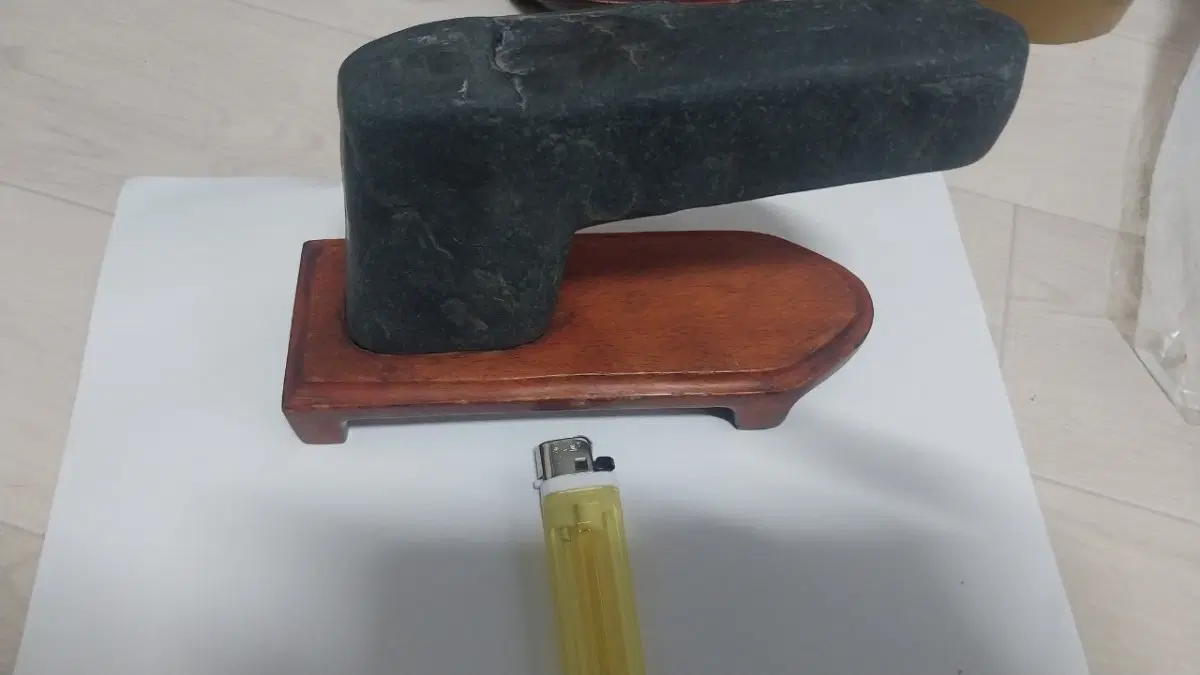 돌마 상단 받침대 검정색