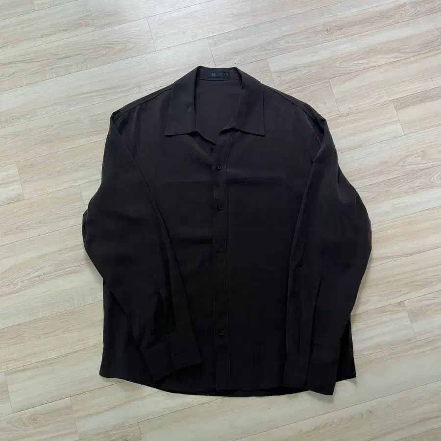 Zara shirts (L)