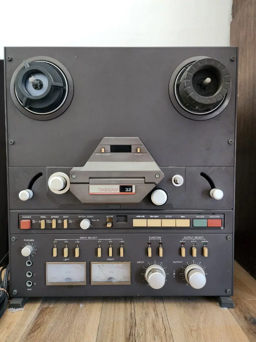 마스터 테잎 녹음기 TASCAM 32