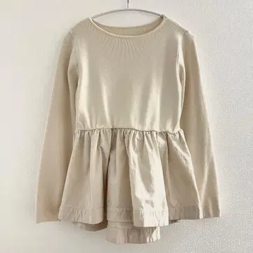 에크루 플레어 실루엣 도킹 페플럼 상의 페플럼 A라인