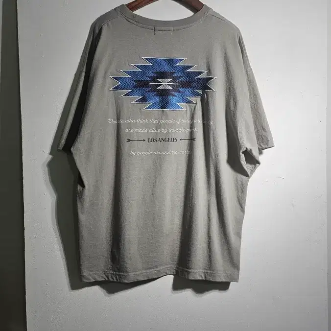 나바호 반팔티셔츠 C850